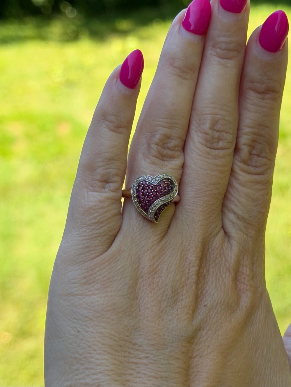 10K Gold Natural Thai Ruby & Diamond Heart Ring